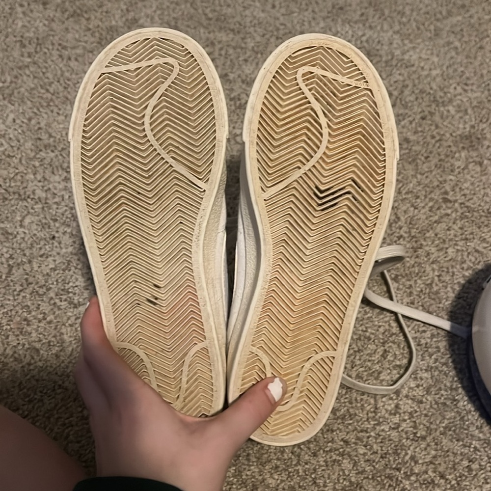 white nike high top blazers - Picture 4 of 4